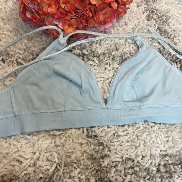 VS Pink Velvet Baby Blue Unlined Bralette - Picture 7 of 8